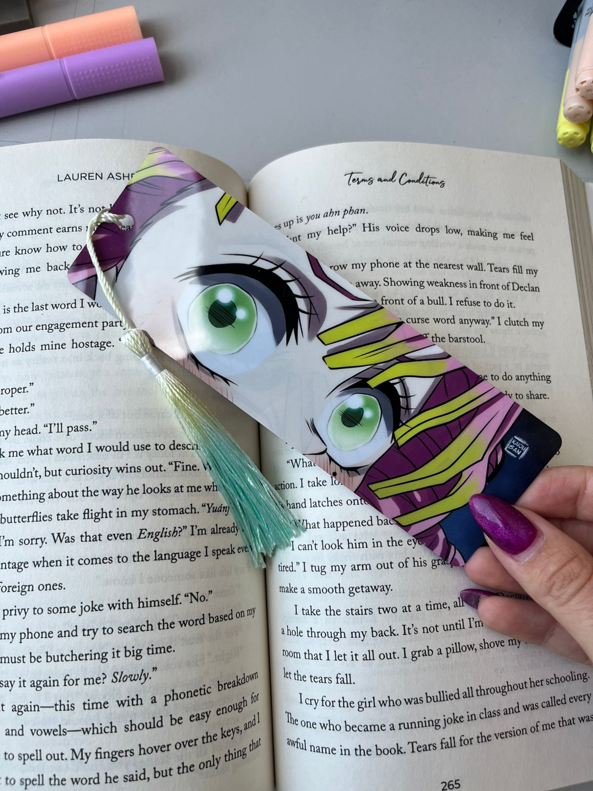Mitsuru Thin Bookmark With Tassel