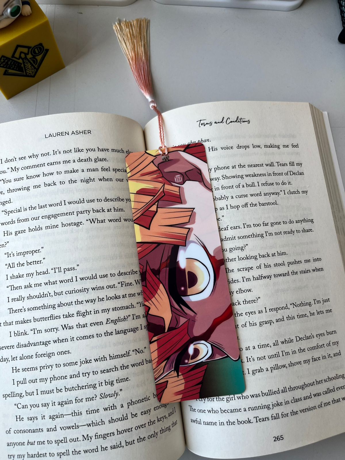 Zenitsu Thin Bookmark With Tassel
