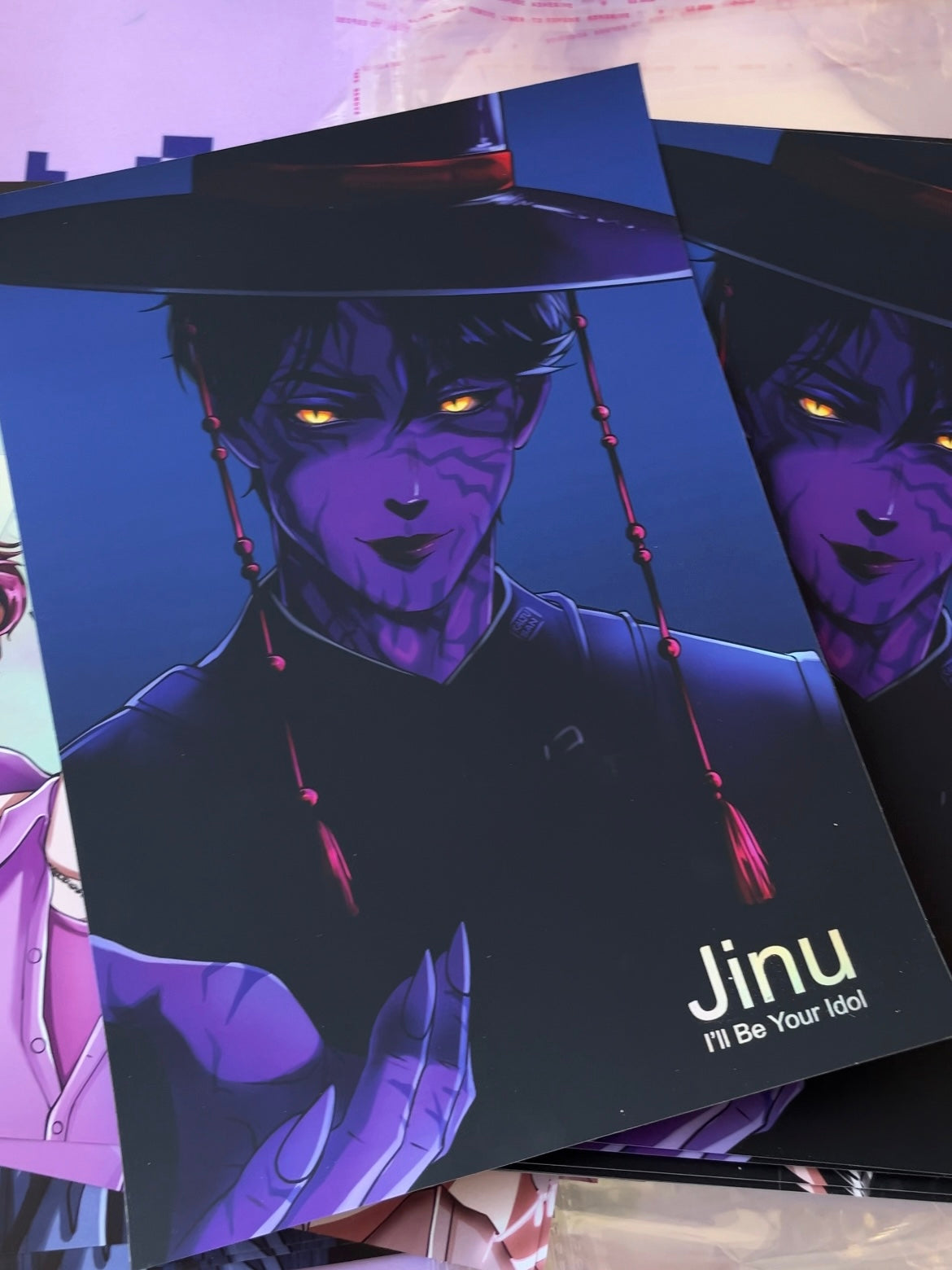 Jinu Holographic Print