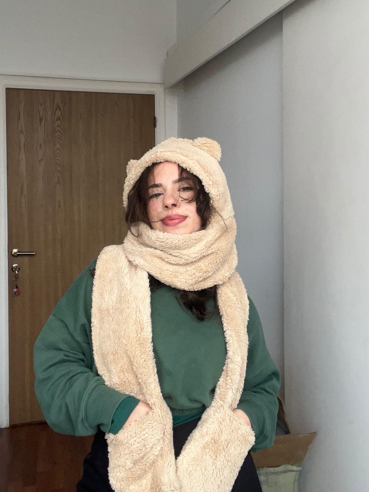 Fluffy Scarf-Hat